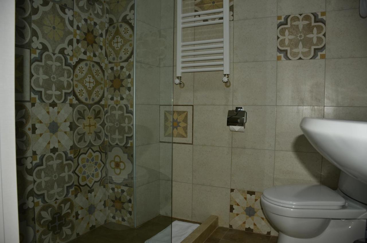 Vere Corner Hotel Tbilisi Exterior foto