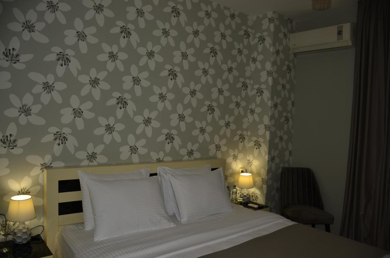 Vere Corner Hotel Tbilisi Exterior foto