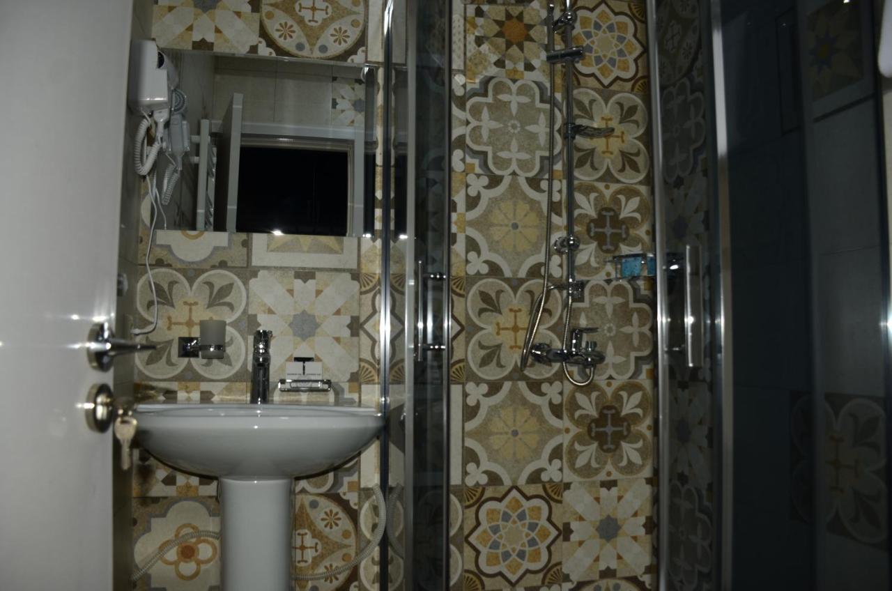 Vere Corner Hotel Tbilisi Exterior foto